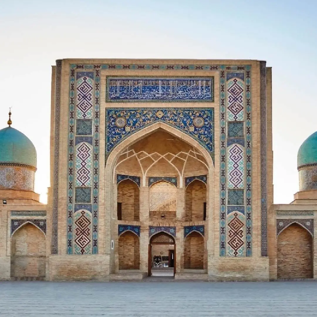 Tour Combinado Armenia – Georgia – Azerbaiyán – Uzbekistán